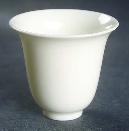 Lenox Liners (Cream, Gold Trim) No Trim Bell Shape Demitasse Liner