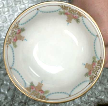 Lenox Liners (Cream, Gold Trim) Decoration #G87 Sherbet Liner