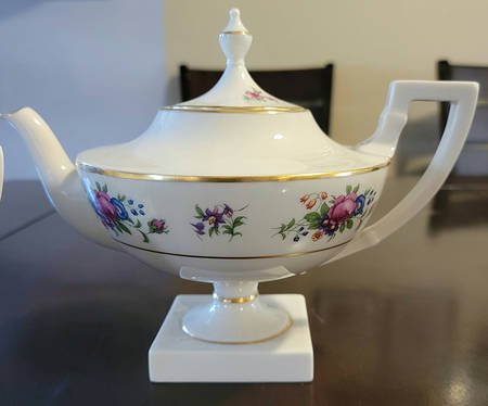 Lenox Rose Teapot & Lid