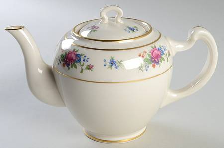 Lenox Rose Shape 522 Teapot & Lid