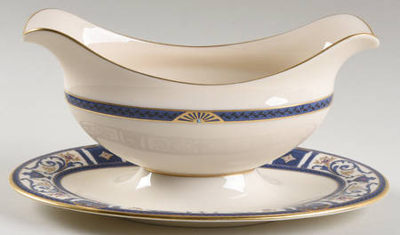 Lenox Tradition Gravy Boat with Attached Underplate