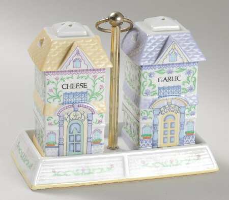 Lenox Village Giftware Cheese and Garlic Set with Caddy