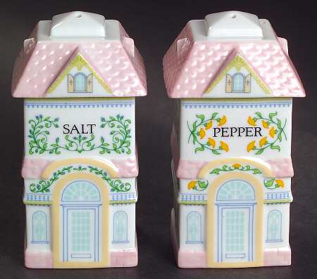 Lenox Village Giftware Salt & Pepper Set