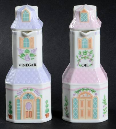 Lenox Village Giftware Vinegar and Oil Set with Stoppers