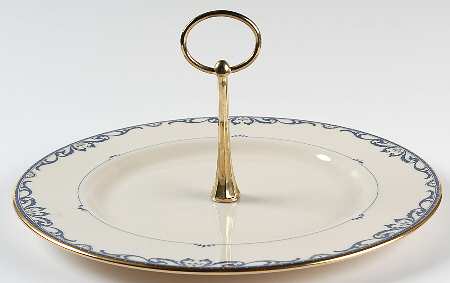 Liberty Round Serving Plate with Handle (DP)