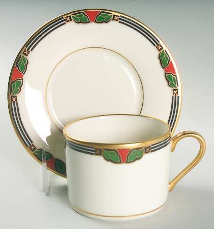 Lohengrin Flat Cup & Saucer Set