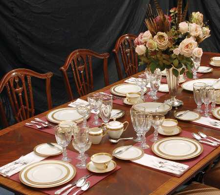 Lowell (Gold Backstamp) 45 Piece Estate Set