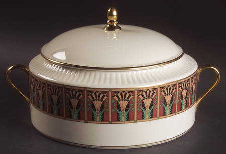 Lucia Round Covered Vegetable