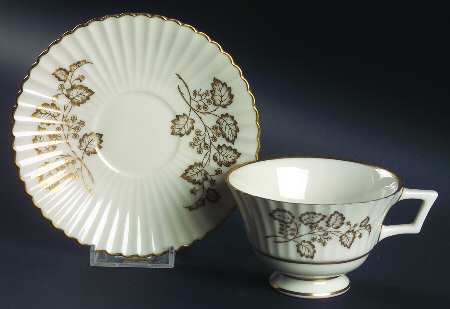 Lyric Footed Cup & Saucer Set