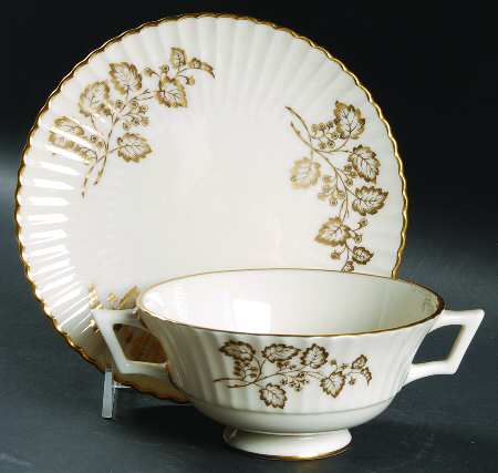 Lyric Footed Cream Soup Bowl & Saucer Set