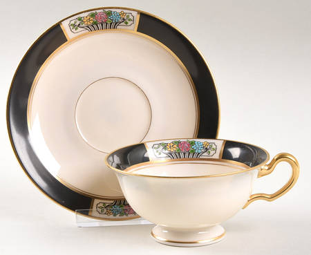 Meadowbrook Black Footed Cup & Saucer Set