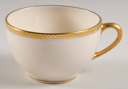 M8 Flat Cup