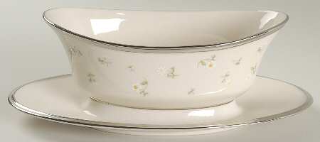 May Flowers Gravy Boat with Attached Underplate