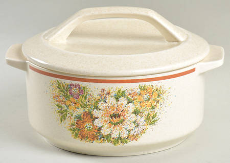 Magic Garden 1.25 Qt Round Covered Casserole