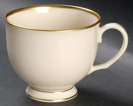 Mansfield Footed Cup