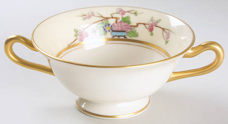 Mandarin Footed Bouillon Cup