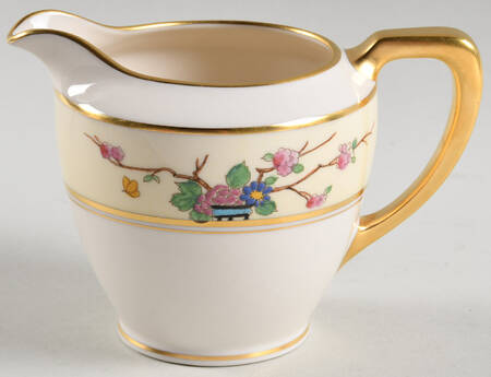 Mandarin Shape 1963  Creamer