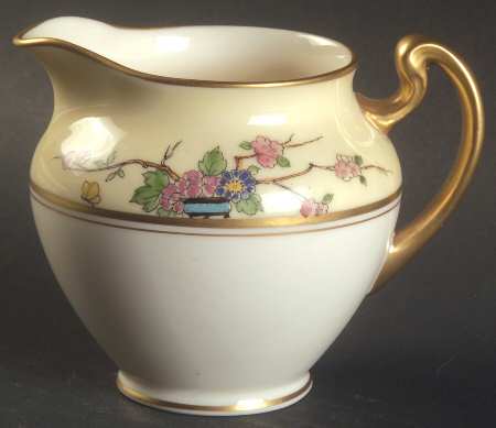 Mandarin Creamer