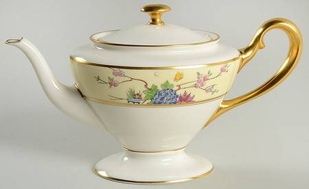 Mandarin Teapot & Lid