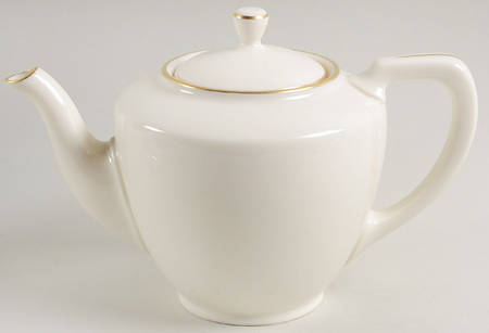 Manor Shape 1961 Teapot & Lid