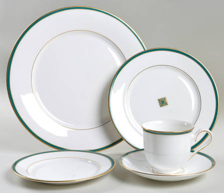 Margaret 5 Piece Place Setting