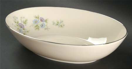 Maywood (Blue Floral) 9" Oval Vegetable Bowl