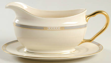 McKinley Gravy Boat & Underplate