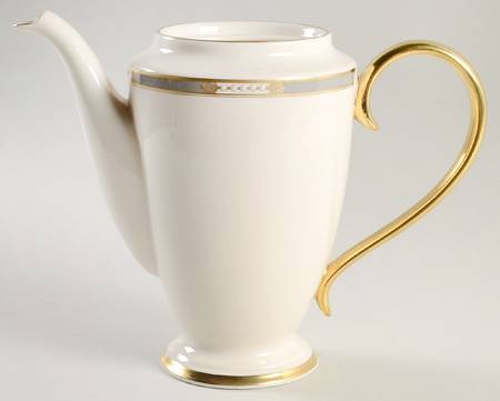 McKinley 1999 Shape Coffee Pot No Lid
