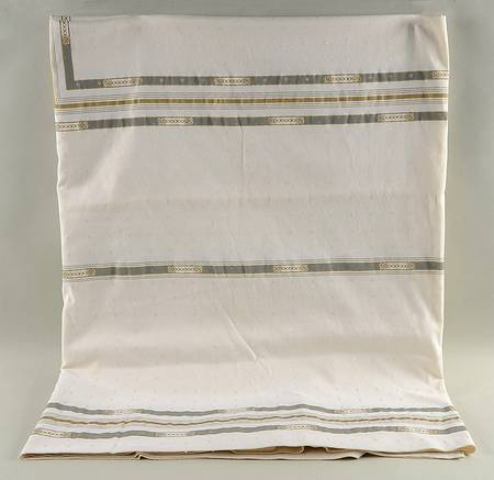 McKinley 62" x 100" Rectangular Tablecloth