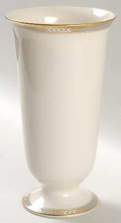 McKinley 8" Vase