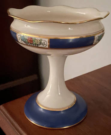 Meadowbrook Round Compote (Height X Width)