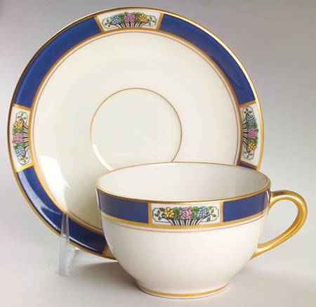 Meadowbrook Flat Cup & Saucer Set