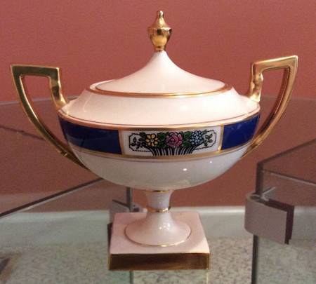 Meadowbrook Sugar Bowl & Lid