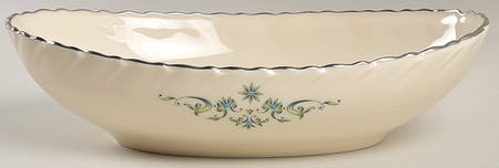 Melissa 9" Oval Vegetable Bowl