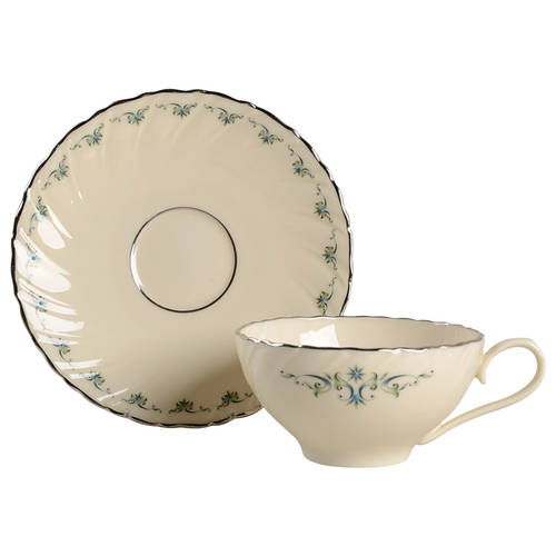 Melissa Flat Cup & Saucer Set