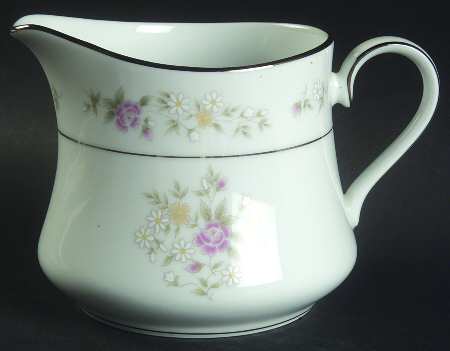Meadow Pinks Open Sauce Boat