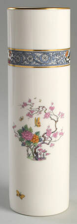 Ming-Birds (Older, Cream, Black Green Stamp) 10" Vase by Lenox