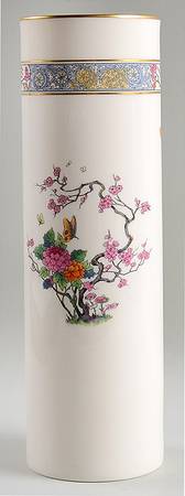 Ming-Birds (Older, Cream, Black Green Stamp) 11" Vase