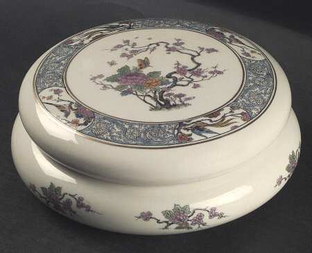 Ming-Birds (Older, Cream, Black Green Stamp) 6" Round Bon Bon & Lid