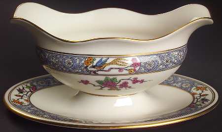Ming-Birds (Older, Cream, Black Green Stamp) Gravy Boat with Attached Underplate