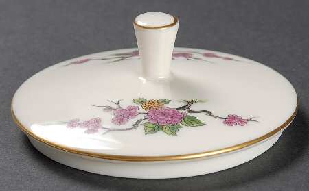 Ming-Birds (Older, Cream, Black Green Stamp) Lid for Shape 1690 Teapot