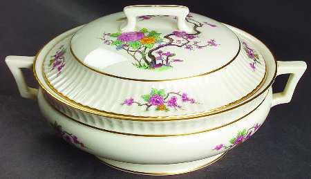 Ming Temple Round Covered Vegetable
