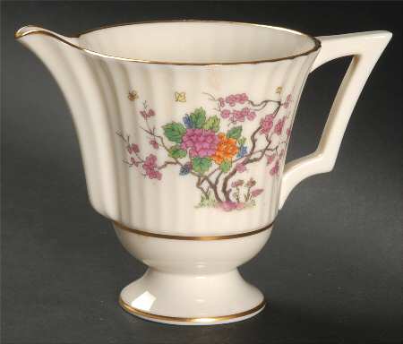 Ming Temple Creamer
