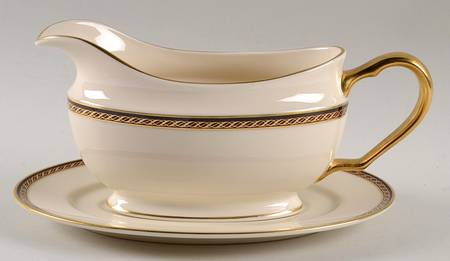 Monroe Gravy Boat & Underplate