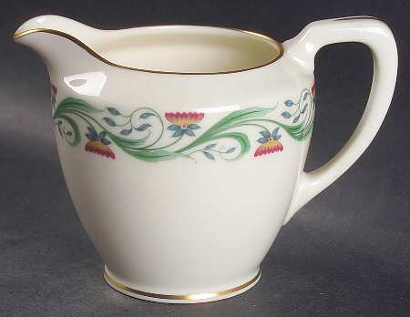 Monterey Creamer
