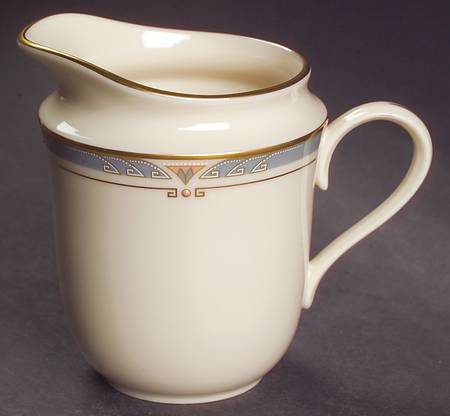 Monterey Creamer