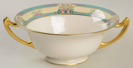 Monticello (Older Green) Large Berry Bowl