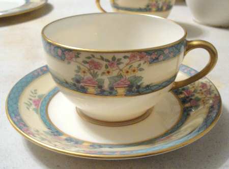 Monticello (Older Green) Footed Cup & Saucer Set