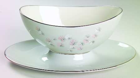Moonlight Gravy Boat with Attached Underplate