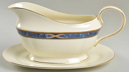 Mountain View Gravy Boat & Underplate